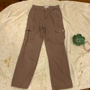 BROWN CARGO PANTS!